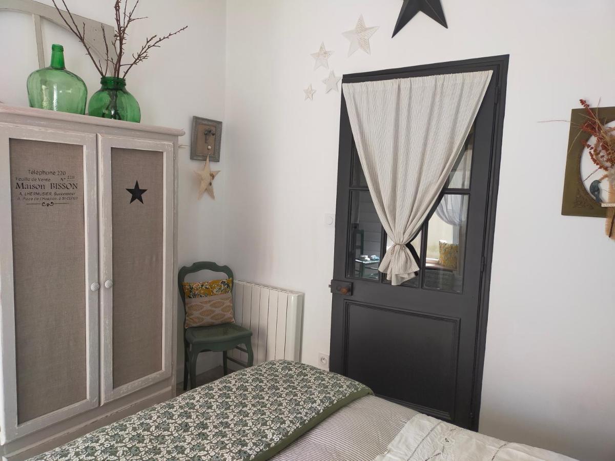 Agreable Chambre Cosy Tonnay-Charente Exterior photo